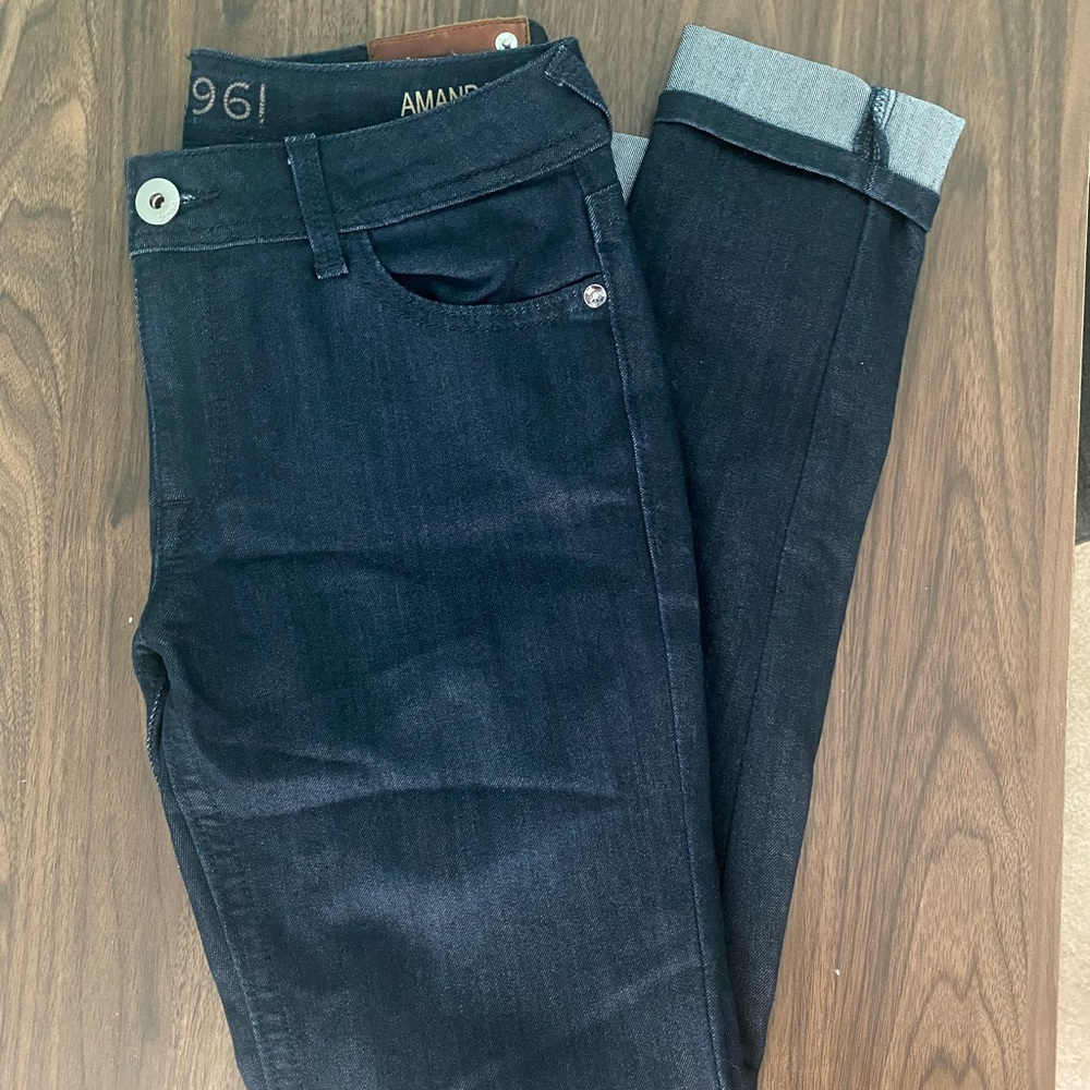 DL1961 Amanda Jeans NWOT